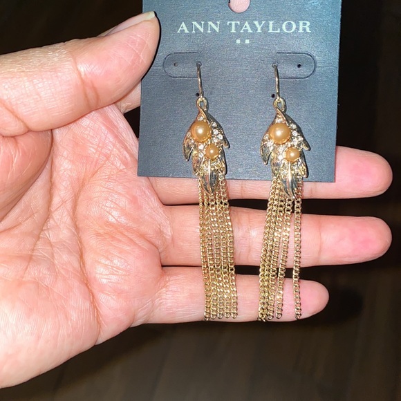 ANN TAYLOR | mesh tassel earrings - Picture 5 of 8